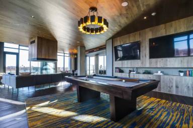 Main picture of 370 Jackson St