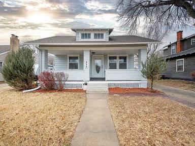 Main picture of 332 W Beloit Ave