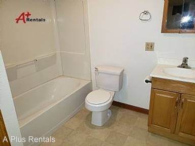 Main picture of 1209 S Summit Ave