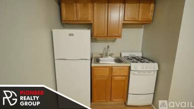 Main picture of 3831 N Fremont St