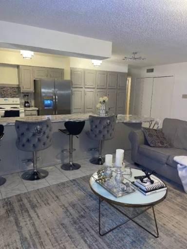 Main picture of 2904 Woodbridge Dr