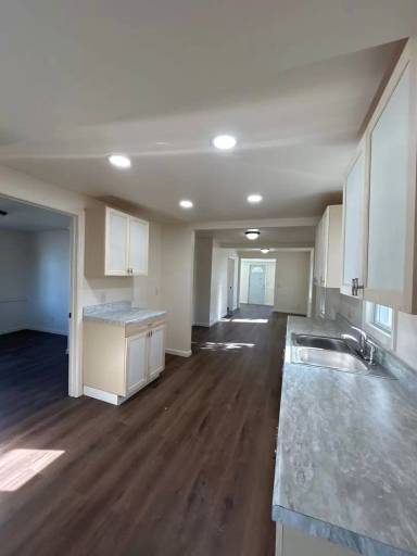 Main picture of 1413 Fremont St