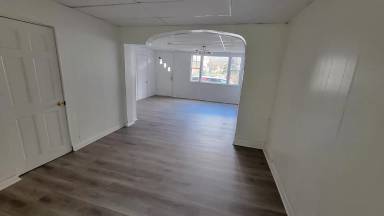 Main picture of 26 Hoffman Pl