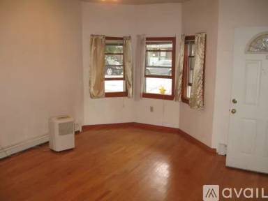 Main picture of 322 Boston Ave