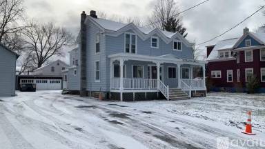 Main picture of 335 Stone St