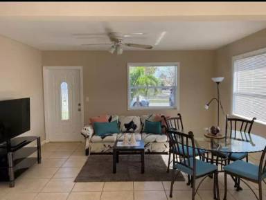 Main picture of 2118 McKinley St