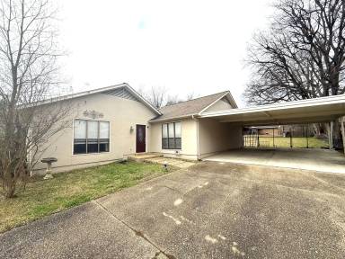 Main picture of 2632 Crossgate Trl