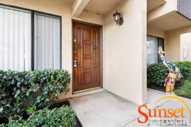 Main picture of 9415 Gold Coast Dr