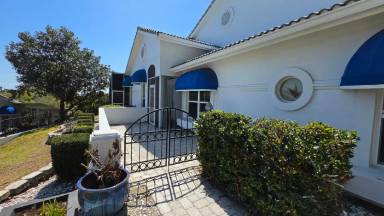 Main picture of 6048 Topsail Rd