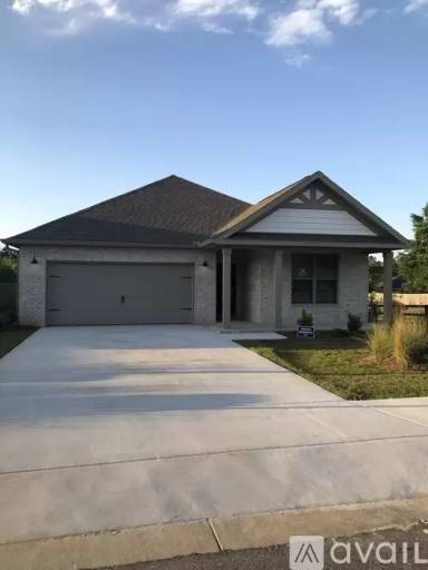 Main picture of 6208 Sonoma Ln