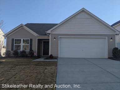 Main picture of 136 Hidden Lakes Rd