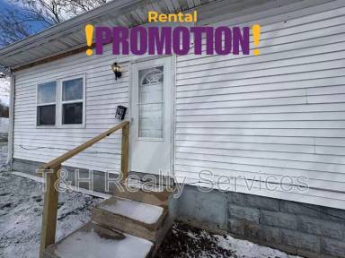 Main picture of 609 1/2 Crystal St