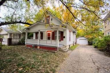 Main picture of 1722 SW Lane St