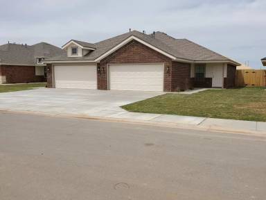 Main picture of 12006 Englewood Ave