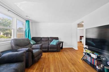 Main picture of 7519 Chesapeake Blvd