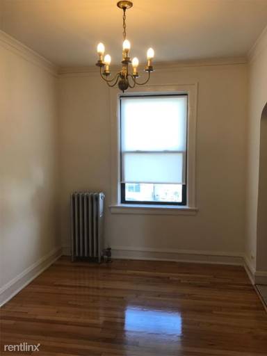 Main picture of 10736-40 S Calumet Ave
