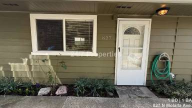Main picture of N. Molalla Ave