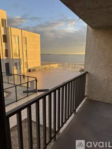 Main picture of QueensView