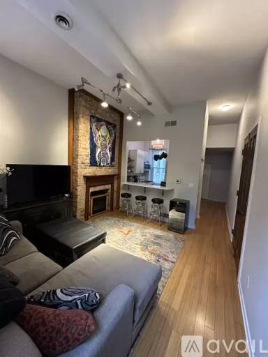 Main picture of 602 Lockhart St