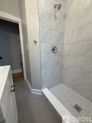 Main picture of 2855 W Grace St