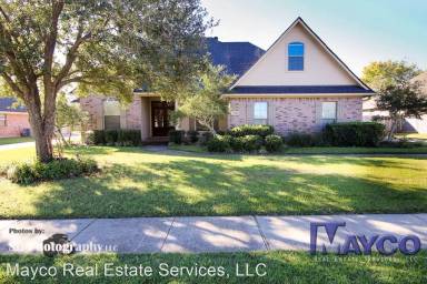 Main picture of 2040 Bayou Bend Dr