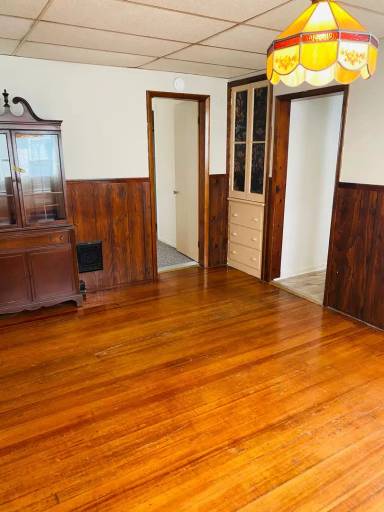 Main picture of 1054 Park Ave