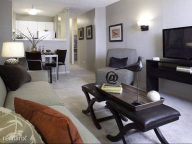 Main picture of 436 E Grand Ave