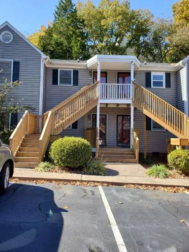 Main picture of 135 Columbine Dr