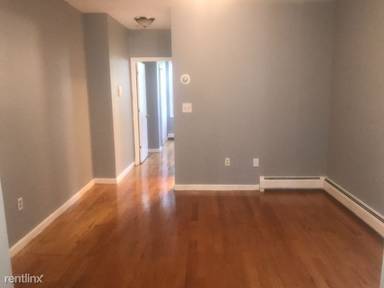 Main picture of 202 Hutton St