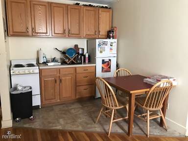 Main picture of 32 Westland Ave