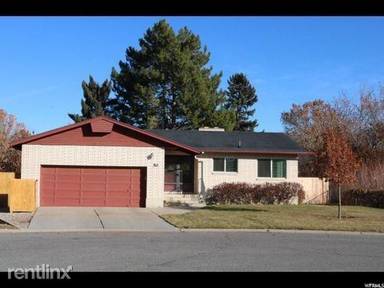 Main picture of 50 Brookside Pl