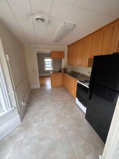 Main picture of 751 Jenifer St