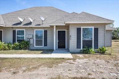 Main picture of 101 Collett Ct