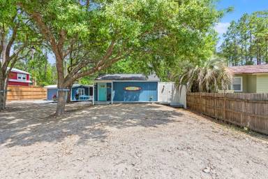 Main picture of 40 Long Leaf Cir