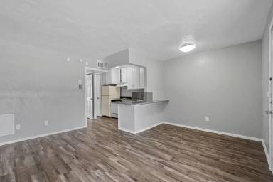 Main picture of 3328 Willow Creek Dr