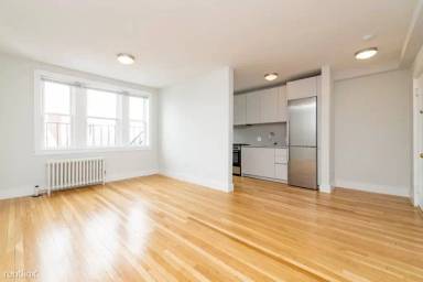 Main picture of 136-38 Highland Ave
