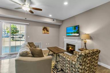 Main picture of 2493 Sweet Home Rd