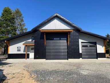 Main picture of 2116 Idaho St