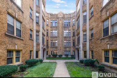 Main picture of 2253 W 111th St