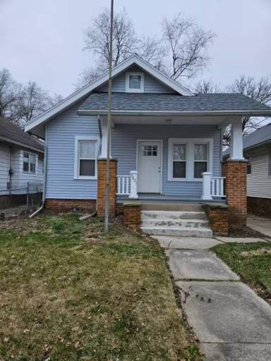 Main picture of 3821 Burton Ave