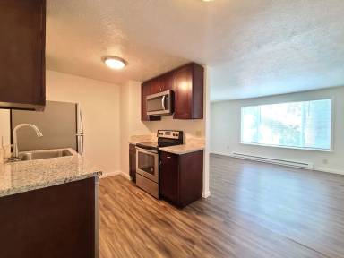 Main picture of 827 E Ermina Ave