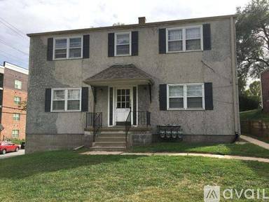 Main picture of 4601 Chicago St