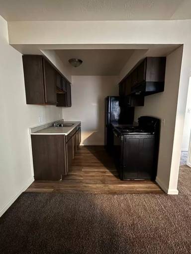 Main picture of 20481 Fleming St