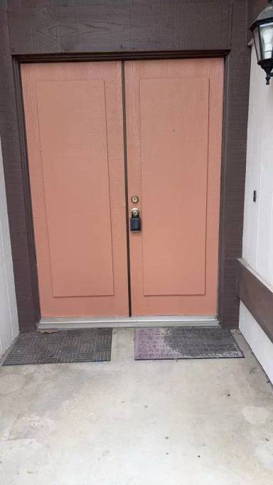 Main picture of 9607 Oneida St