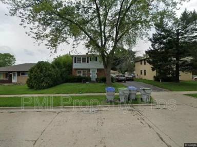 Main picture of 6537 N 58th St