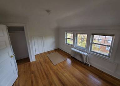Main picture of 4011 209th St
