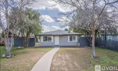Main picture of 1023 E Mariposa St