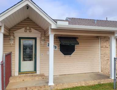 Main picture of 2629 Moeling St
