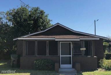 Main picture of 905 SE Tarpon Ave