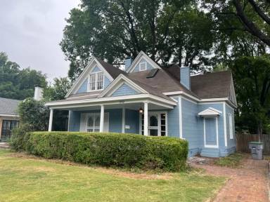 Main picture of 1700 Faxon Ave